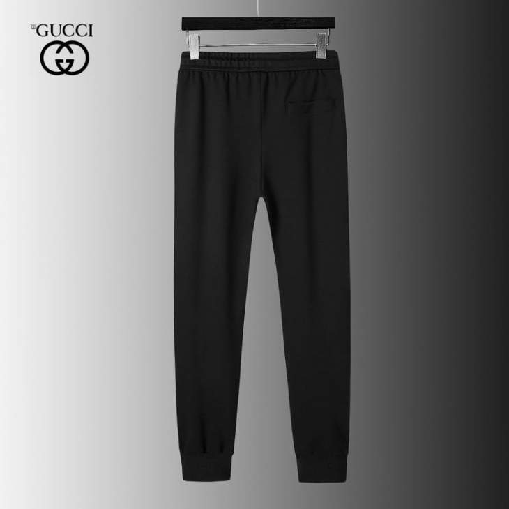 Picture of Gucci Sweater Suits _SKUGucciM-4XL25cn16340019